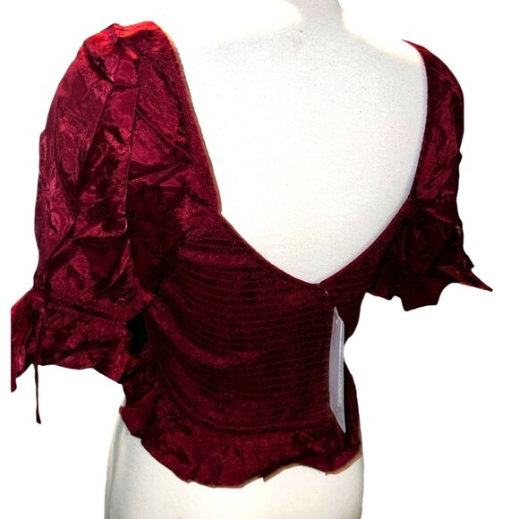 Band of the Free NWT Lea Rhubarb Smocked Crop Top Sz Lar Red Rhubarb Puff Sleeve - Picture 12 of 14